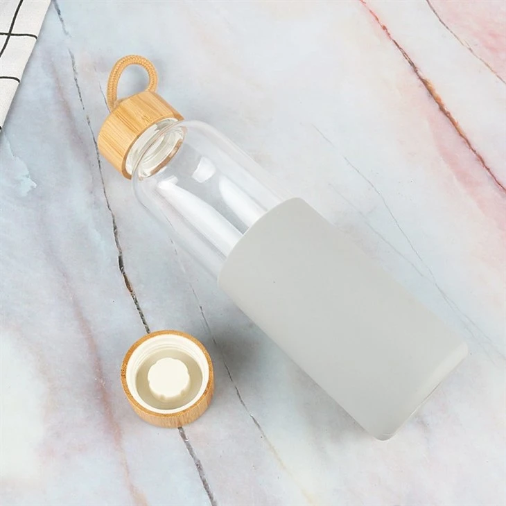 500ML Portable Bamboo Lid Custom Silicone Sleeve Glass Water Bottle