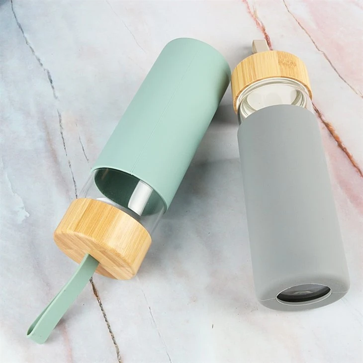 550ml High Borosilicate Glass Water Bottle 2024 With Silicone Sleeve And Bamboo Lid